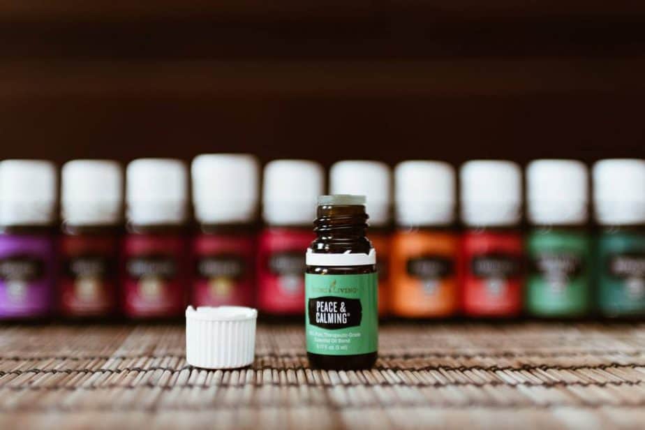 THE BEST 20 ESSENTIAL OILS FOR LUCID DREAMING - Lucid Dream Society
